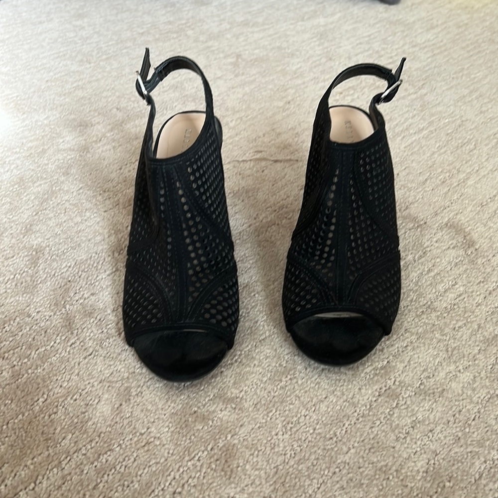 Black barely worn kelly and Katie heels! Size 7.5